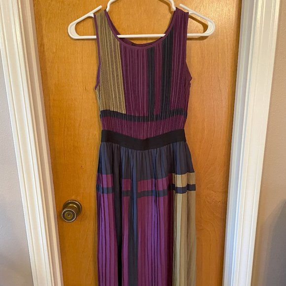 BCBGMaxAzria Dresses & Skirts - BCBGMaxazria Purple Cream and Blue Dress (Size XS)
